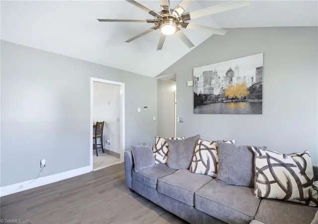 Photo 4 of Single family home for sale at 2922 Median Ct, High Point, NC 27260 | MLS# 1235287 | Listing updated on 2026-09-13