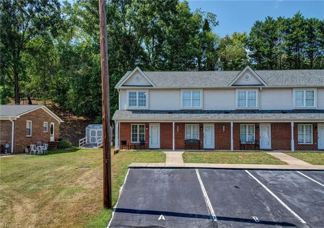 Photo 2 of Sale Pending at 525 Highland Park Dr #A, Eden, NC 27288 | MLS# 1236268 | Listing updated on 2026-09-26