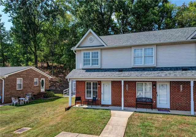 Photo 3 of Sale Pending at 525 Highland Park Dr #A, Eden, NC 27288 | MLS# 1236268 | Listing updated on 2026-09-26