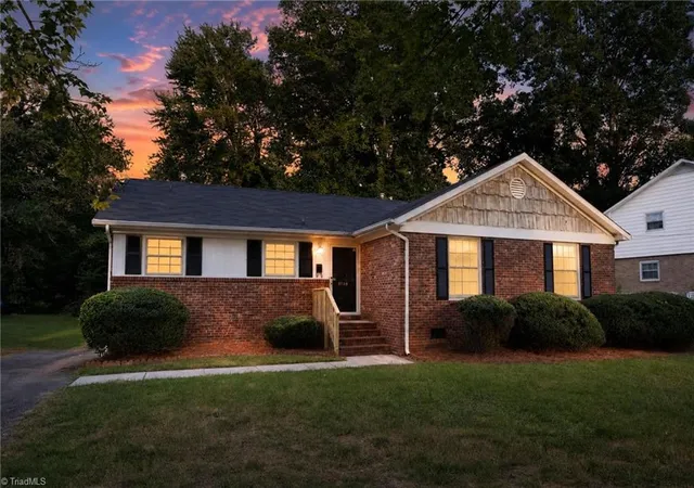 Photo 2 of Single family home for sale at 3709 Whitfield Rd, Winston Salem, NC 27105 | MLS# 1235735 | Listing updated on 2026-10-02