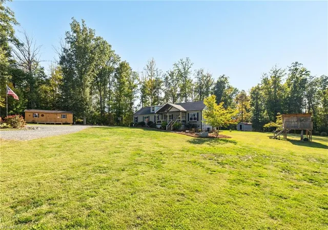 Photo 2 of Manufactured home for sale at 600 Boyd Rd, Reidsville, NC 27320 | MLS# 1239251 | Listing updated on 2026-10-29