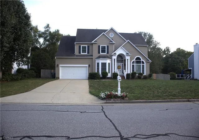 Photo 2 of Single family home for sale at 5805 Starboard Dr, Greensboro, NC 27410 | MLS# 1234974 | Listing updated on 2026-10-08