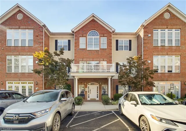 Photo 1 of Single family home for sale at 522 College Rd #301, Greensboro, NC 27410 | MLS# 1238423 | Listing updated on 2026-10-28