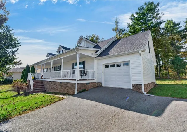 Photo 3 of Manufactured home for sale at 85 Chateau Ln, Fancy Gap, VA 24328 | MLS# 1239025 | Listing updated on 2026-10-14