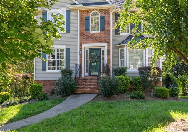 Photo 4 of Single family home for sale at 4010 Treebrook Dr, Winston Salem, NC 27106 | MLS# 1240026 | Listing updated on 2026-10-27