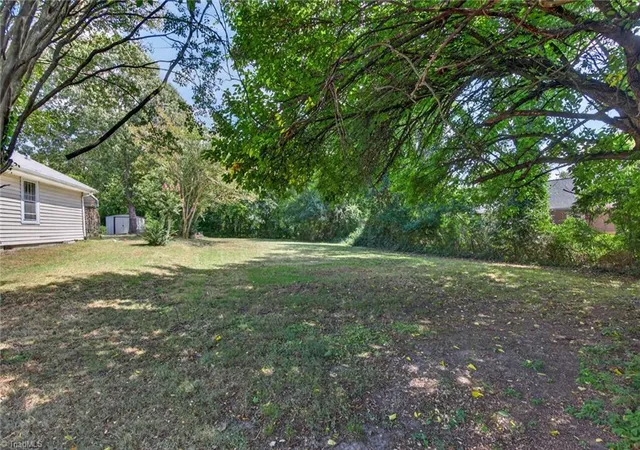 Photo 2 of Single family home for sale at 101 Goforth Dr, Thomasville, NC 27360 | MLS# 1235176 | Listing updated on 2026-09-10