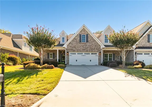 Photo 2 of Single family home for sale at 1755 Angus Ridge Dr, Kernersville, NC 27284 | MLS# 1235120 | Listing updated on 2026-09-14