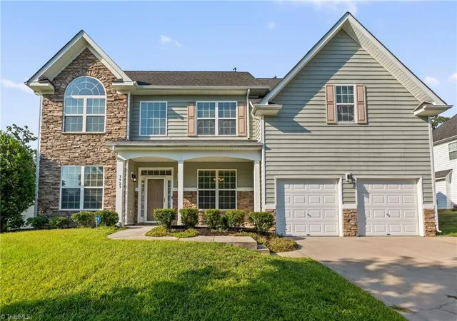 Photo 2 of Single family home for sale at 3523 Sagedale Ct, High Point, NC 27265 | MLS# 1234584 | Listing updated on 2026-09-18