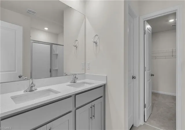 Photo 22 of Single family home for sale at 2702 Luxborough Ln, Mebane, NC 27302 | MLS# 1233541 | Listing updated on 2026-09-04