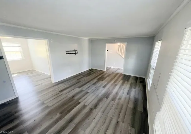 Photo 2 of Single family home for sale at 8 Woodcreek Ct, Greensboro, NC 27406 | MLS# 1235427 | Listing updated on 2026-09-29