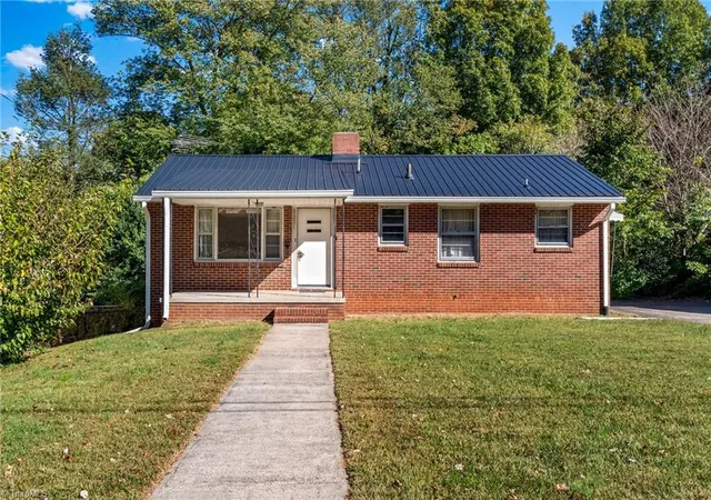 Single family home for sale at 1409 Irving St, Winston Salem, NC 27103 | MLS# 1239009