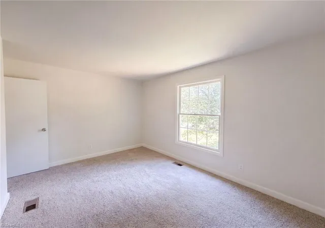 Photo 3 of Single family home for sale at 2618 Speas Rd, Winston Salem, NC 27106 | MLS# 1235257 | Listing updated on 2026-09-21