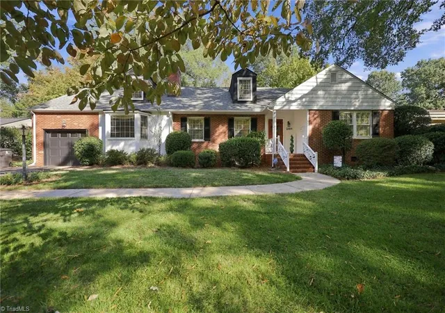 Photo 1 of Sale Pending at 2011 Georgia Ave, Winston Salem, NC 27104 | MLS# 1239691 | Listing updated on 2026-10-26