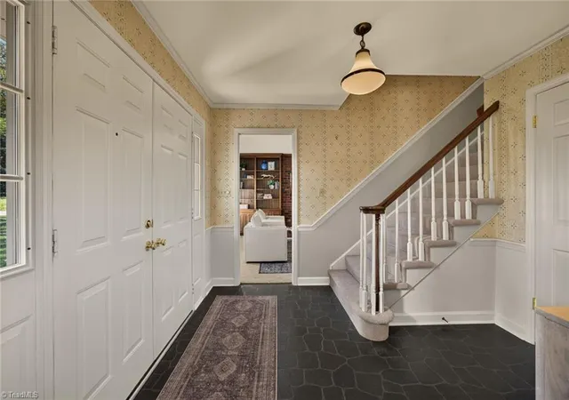 Photo 4 of Single family home for sale at 805 Chartwell Cir, Winston Salem, NC 27106 | MLS# 1238955 | Listing updated on 2026-10-25