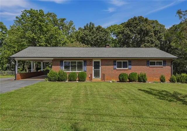 Photo 1 of Single family home for sale at 535 Lewisville Clemmons Rd, Lewisville, NC 27023 | MLS# 1236210 | Listing updated on 2026-09-24
