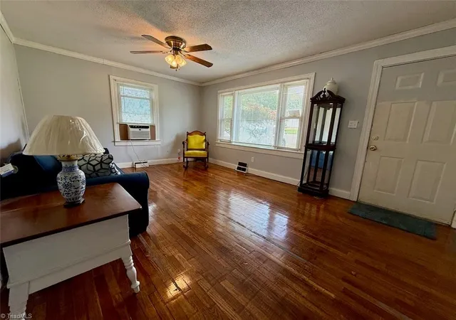 Photo 4 of Single family home for sale at 417 Boundary St, Haw River, NC 27258 | MLS# 1235348 | Listing updated on 2026-09-11