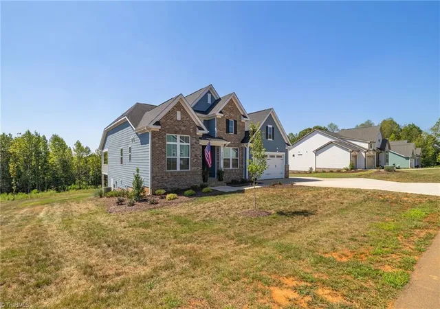 Photo 3 of Single family home for sale at 7789 Chadding Dr, Oak Ridge, NC 27310 | MLS# 1234387 | Listing updated on 2026-09-27