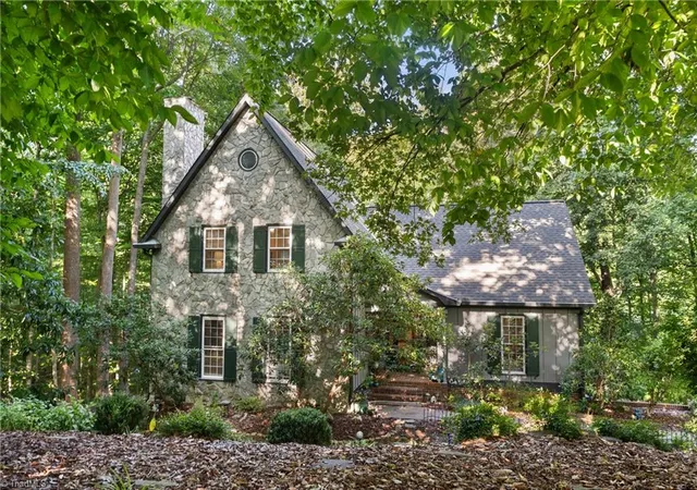 Photo 4 of Single family home for sale at 204 Tullyries Ln, Lewisville, NC 27023 | MLS# 1234526 | Listing updated on 2026-09-14