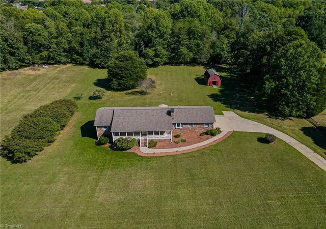 Photo 1 of Single family home for sale at 2301 Griffith Rd, Winston Salem, NC 27103 | MLS# 1236251 | Listing updated on 2026-10-27