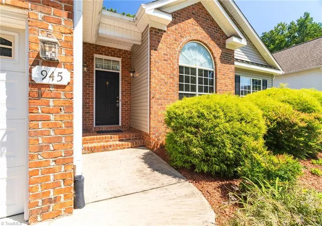 Photo 3 of Sale Pending at 945 Wellesley Pl Dr, Lewisville, NC 27023 | MLS# 1234386 | Listing updated on 2026-09-17