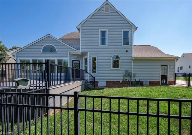 Photo 2 of Single family home for sale at 111 Lonetree Ct, Advance, NC 27006 | MLS# 1234548 | Listing updated on 2026-09-17