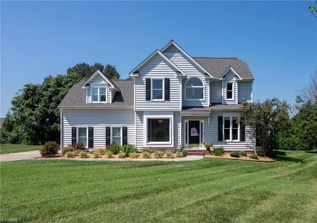 Photo 3 of Single family home for sale at 111 Lonetree Ct, Advance, NC 27006 | MLS# 1234548 | Listing updated on 2026-09-17
