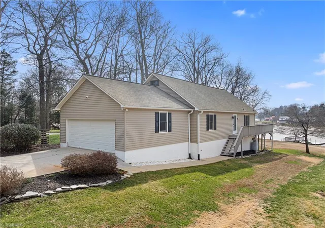 Photo 2 of Single family home for sale at 1016 Ervin Dr, Lexington, NC 27292 | MLS# 1234611 | Listing updated on 2026-09-05