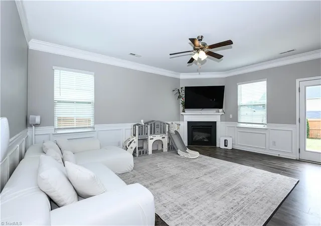 Photo 3 of Single family home for sale at 1030 Broadlands Way, Graham, NC 27253 | MLS# 1235249 | Listing updated on 2026-09-14