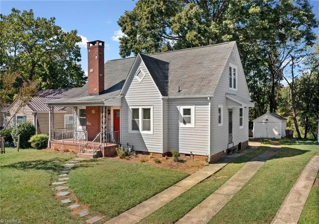 Photo 1 of Single family home for sale at 812 Holland St, Winston Salem, NC 27101 | MLS# 1237634 | Listing updated on 2026-10-02