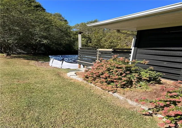 Photo 2 of Single family home for sale at 111 Bell Dr, Thomasville, NC 27360 | MLS# 1233766 | Listing updated on 2026-09-06