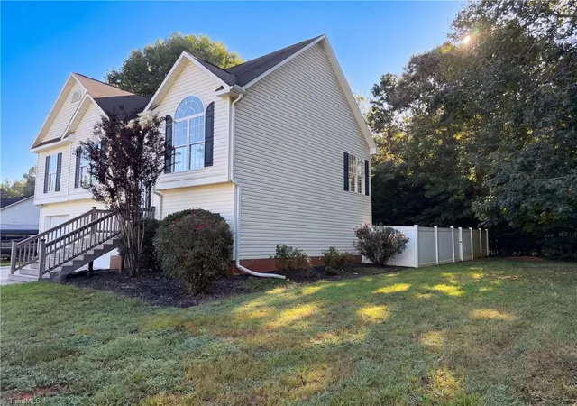 Photo 22 of Sale Pending at 124 Manor Ridge Way, Lexington, NC 27292 | MLS# 1235546 | Listing updated on 2026-10-01