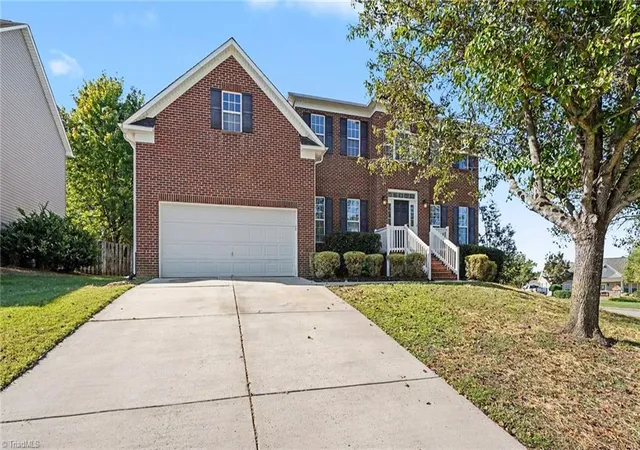 Photo 2 of Single family home for sale at 2956 Maple Branch Dr, High Point, NC 27265 | MLS# 1236286 | Listing updated on 2026-10-06