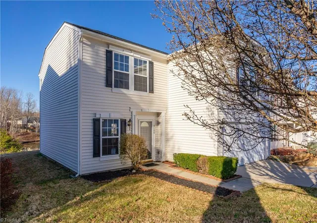 Photo 3 of Single family home for sale at 4148 Salem Springs Ct, Winston Salem, NC 27107 | MLS# 1234256 | Listing updated on 2026-09-01