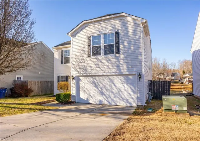 Photo 3 of Single family home for sale at 4148 Salem Springs Ct, Winston Salem, NC 27107 | MLS# 1234256 | Listing updated on 2026-09-01
