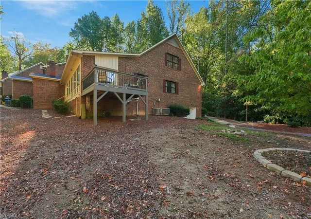 Photo 3 of Single family home for sale at 1320 Pennrose Dr, Reidsville, NC 27320 | MLS# 1238713 | Listing updated on 2026-10-29