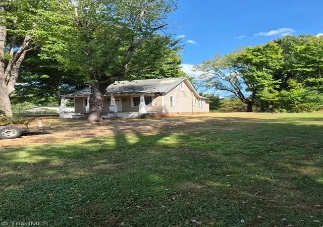 Photo 4 of Single family home for sale at 2227 Lick Frk Crk Rd, Ruffin, NC 27326 | MLS# 1236373 | Listing updated on 2026-09-23
