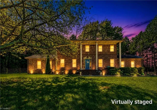Photo 3 of Sale Pending at 5917 Hickory Grv Rd, Greensboro, NC 27409 | MLS# 1236049 | Listing updated on 2026-10-01