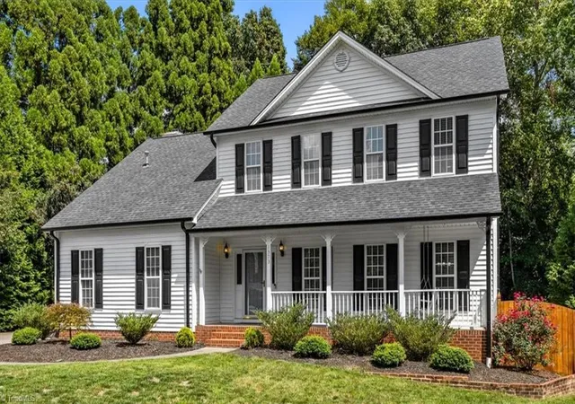 Photo 3 of Sale Pending at 1373 Salem Xing Rd, Kernersville, NC 27284 | MLS# 1234672 | Listing updated on 2026-09-09