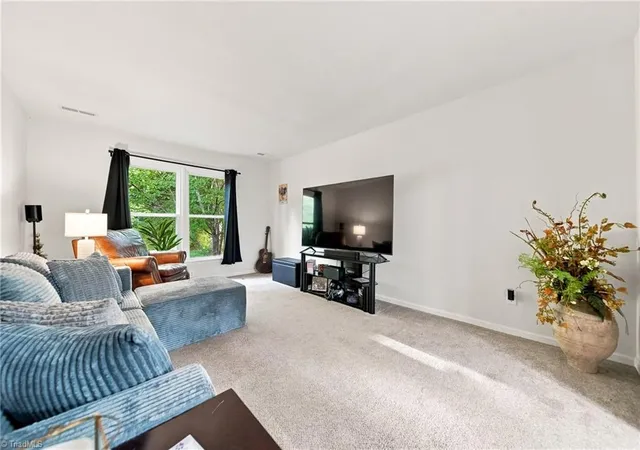 Photo 3 of Sale Pending at 2113 Storm Cyn Rd, Winston Salem, NC 27106 | MLS# 1234363 | Listing updated on 2026-09-13