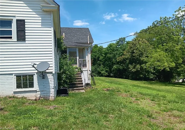 Photo 3 of Single family home for sale at 536 Monroe St, Eden, NC 27288 | MLS# 1235109 | Listing updated on 2026-09-10