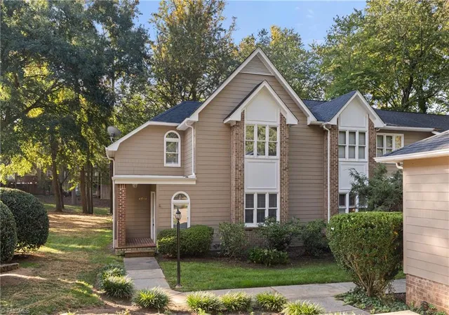 Photo 1 of Sale Pending at 4564 Fernhaven Cir, Winston Salem, NC 27104 | MLS# 1239165 | Listing updated on 2026-10-24