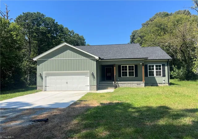 Photo 1 of Single family home for sale at 125 Albertson Rd, Thomasville, NC 27360 | MLS# 1234248 | Listing updated on 2026-09-03
