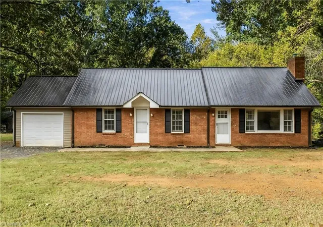 Photo 1 of Single family home for sale at 22578 S Nc Hwy 109, Denton, NC 27239 | MLS# 1239780 | Listing updated on 2026-10-21