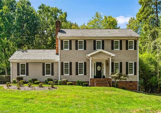 Photo 1 of Single family home for sale at 1879 Gumtree Rd, Asheboro, NC 27205 | MLS# 1235575 | Listing updated on 2026-09-27