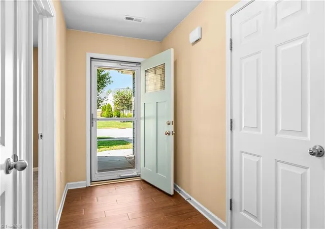 Photo 4 of Single family home for sale at 1466 Weatherend Dr, Rural Hall, NC 27045 | MLS# 1234999 | Listing updated on 2026-09-16