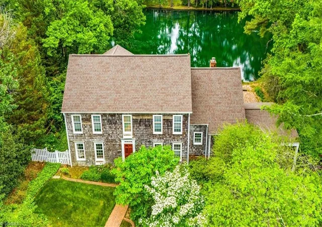 Photo 2 of Single family home for sale at 2109 Medford Ln, Greensboro, NC 27408 | MLS# 1234205 | Listing updated on 2026-09-14