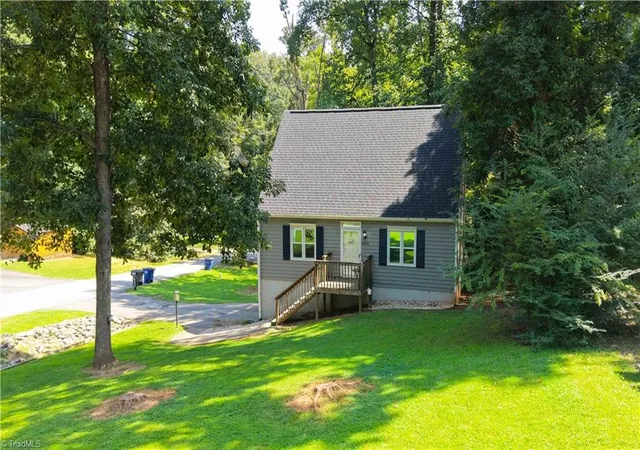 Photo 1 of Single family home for sale at 4313 Walnut Holw Dr, Winston Salem, NC 27127 | MLS# 1234390 | Listing updated on 2026-09-21