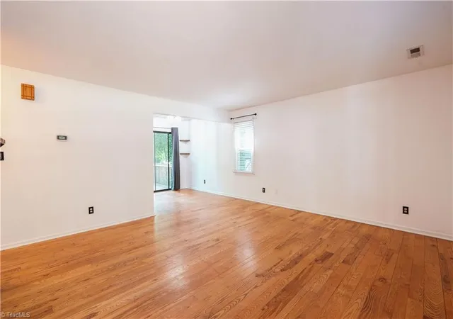 Photo 4 of Single family home for sale at 4313 Walnut Holw Dr, Winston Salem, NC 27127 | MLS# 1234390 | Listing updated on 2026-09-21