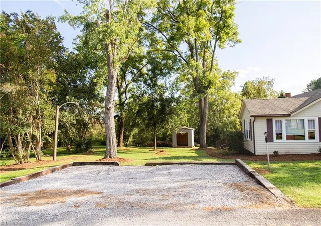 Photo 2 of Single family home for sale at 149 Gilreath Brk St, North Wilkesboro, NC 28659 | MLS# 1235473 | Listing updated on 2026-09-14