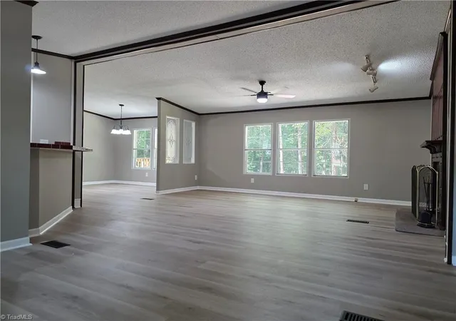 Photo 3 of Manufactured home for sale at 155 Brockland Dr, Advance, NC 27006 | MLS# 1234213 | Listing updated on 2026-09-03